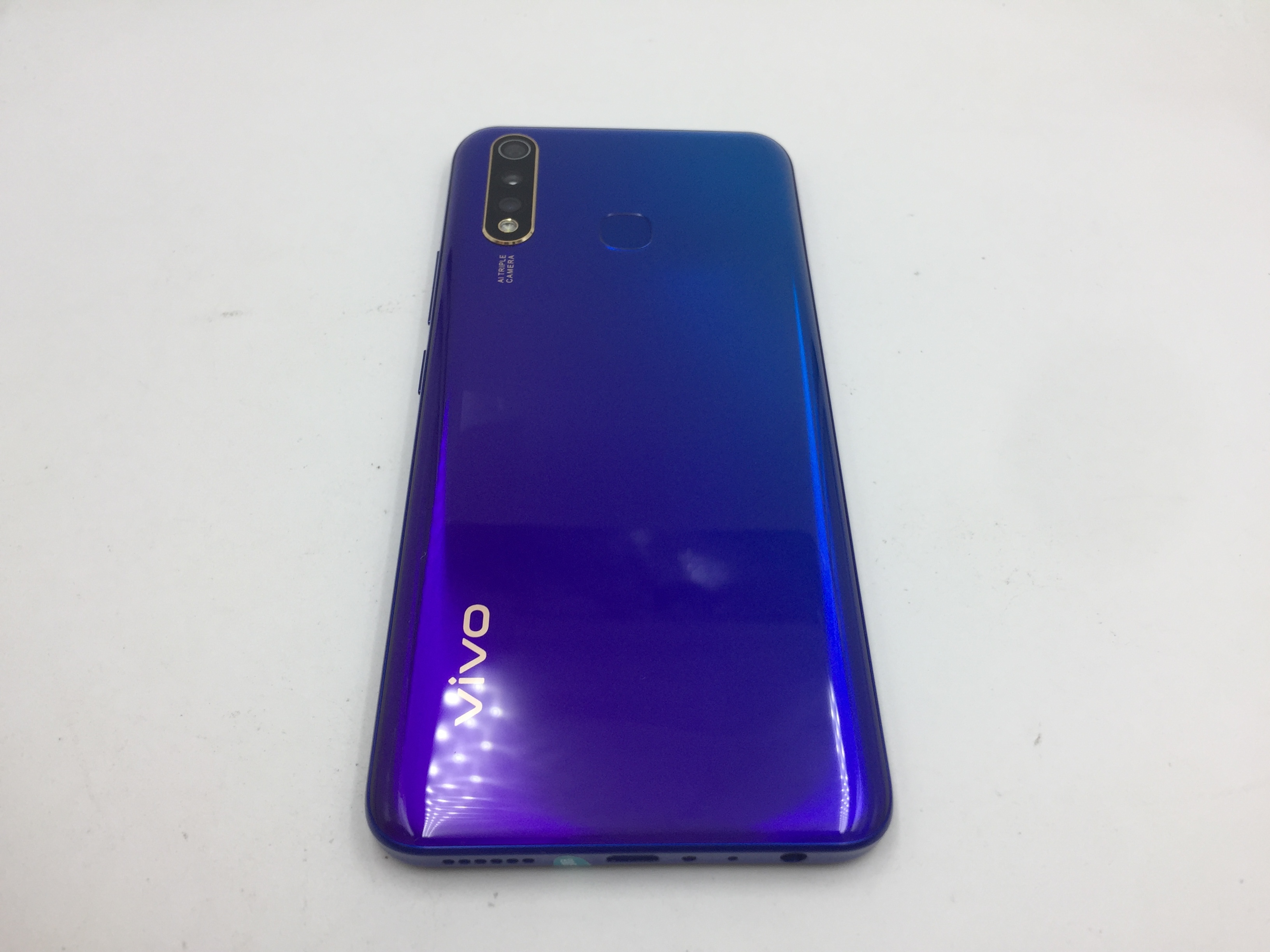 官方质检9成新 全网通 晶石蓝 6g/128g 国行 vivo y5s