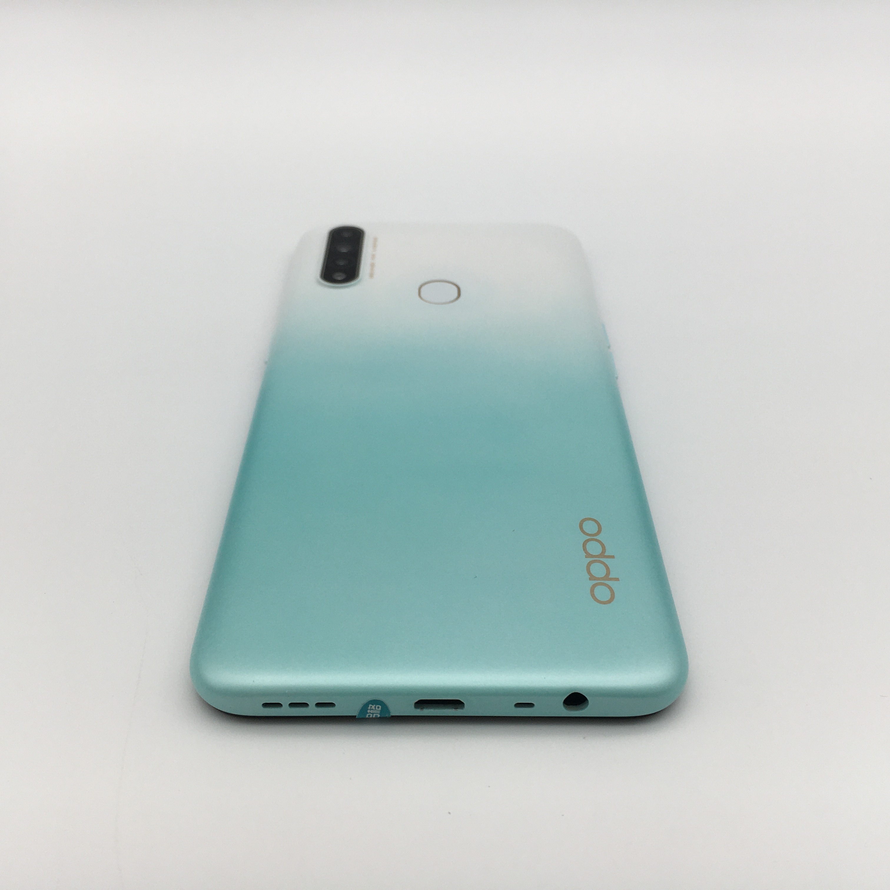 官方质检9成新 全网通 4g/128g 国行 天青色 oppo a8