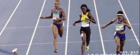 在运动场上的他