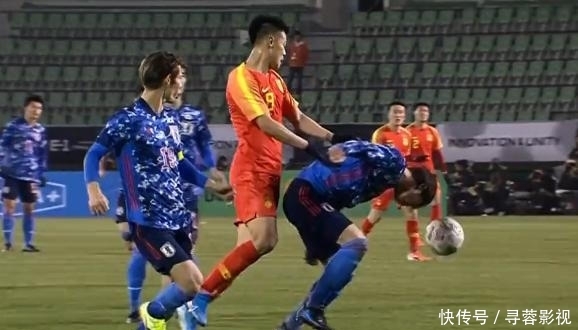 东亚杯国足韩国比分