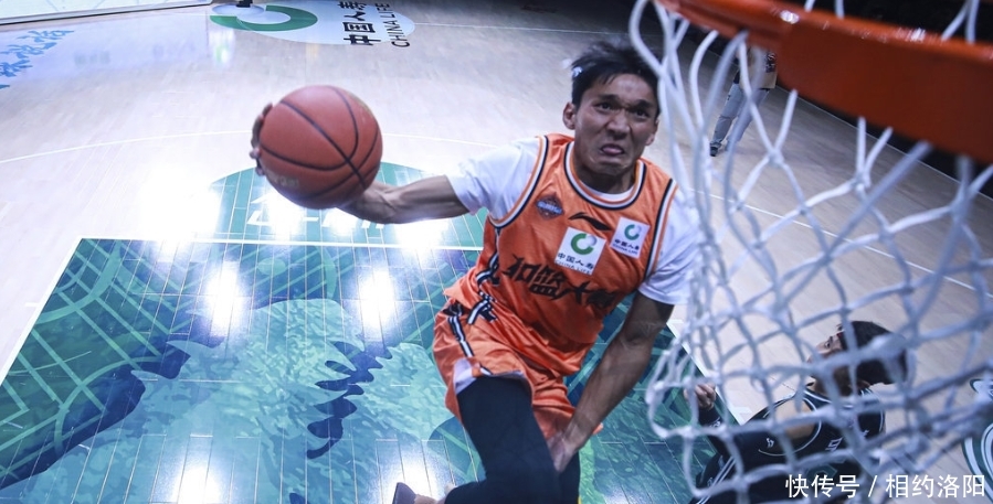 cba扣篮大赛矣进宏颁奖