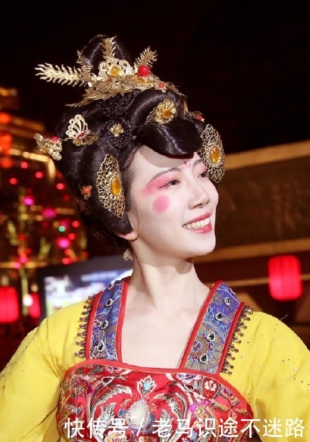 不倒翁表演道具