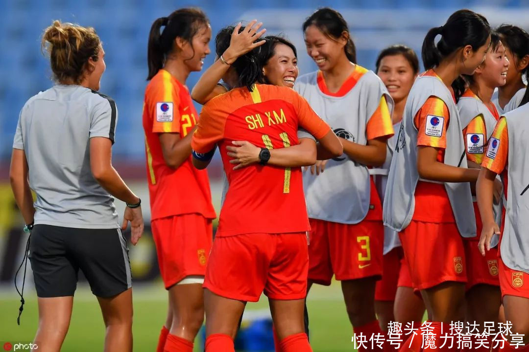 中国女排决赛夺冠