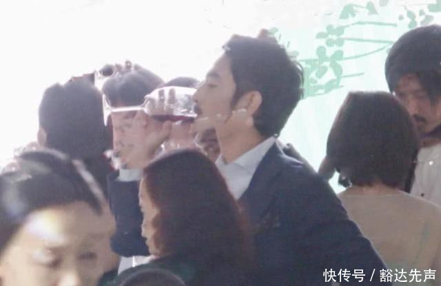 婚礼现场曝光新娘