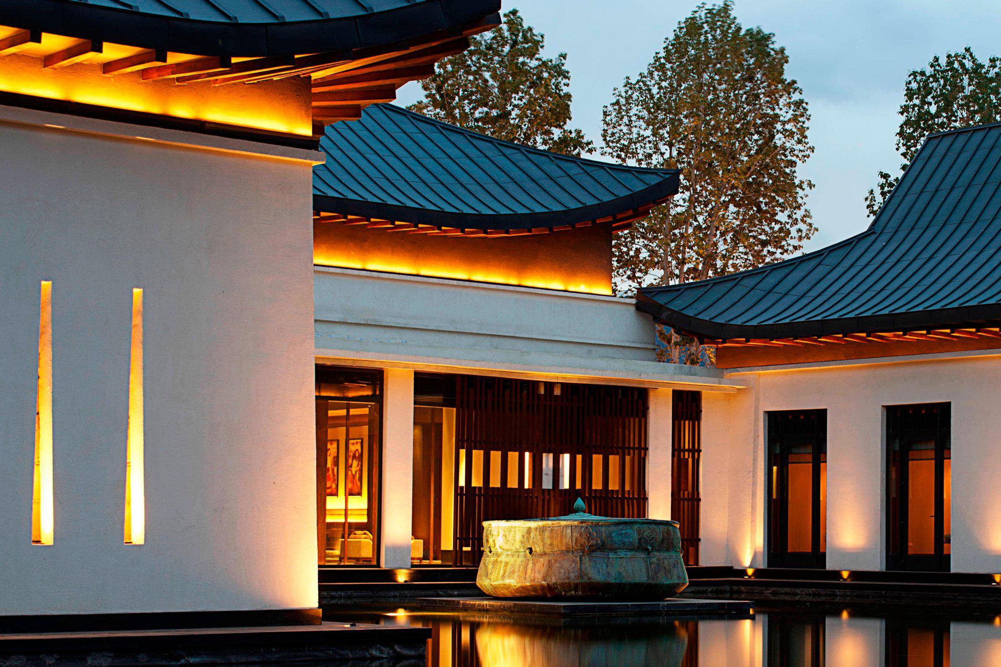 拉萨瑞吉度假酒店