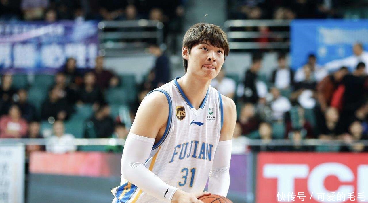 福建男篮朱世龙换帅