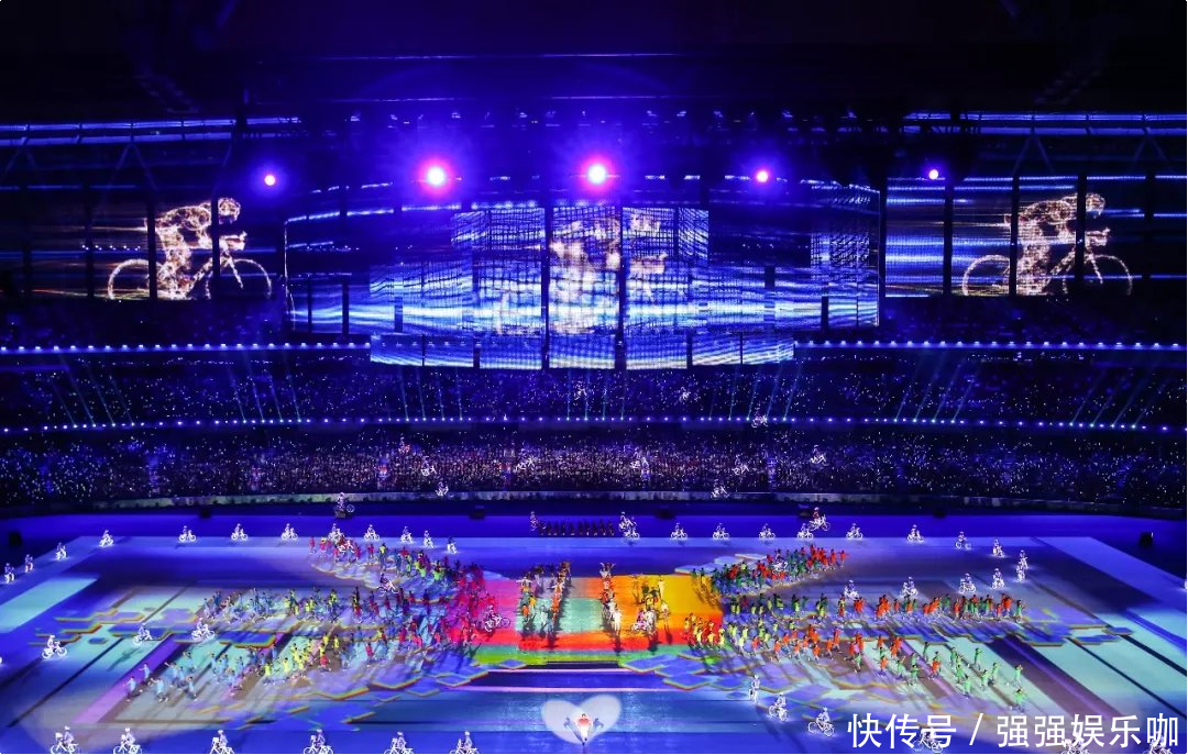 塔沟武校春晚会