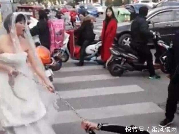 新郎结婚现场播放新娘