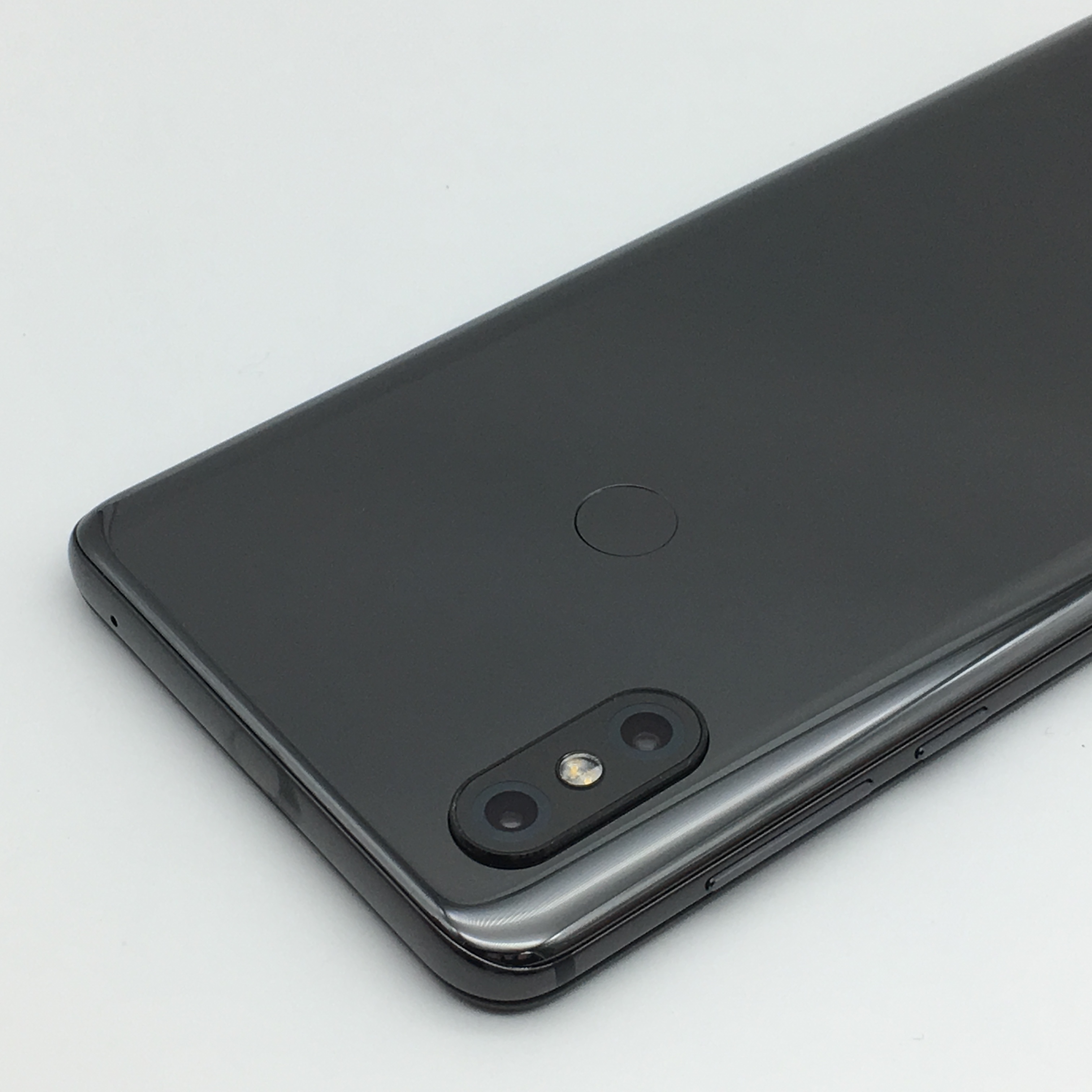 小米【小米mix3】全网通 黑色 8g/128g 国行 8成新 真机实拍