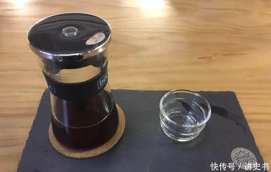 香港在重庆那边