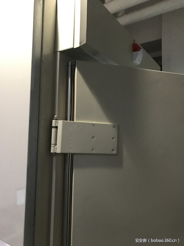 t01ba4a871578b37cd6.jpg http://p6.qhimg.com/t01ba4a871578b37cd6.jpg