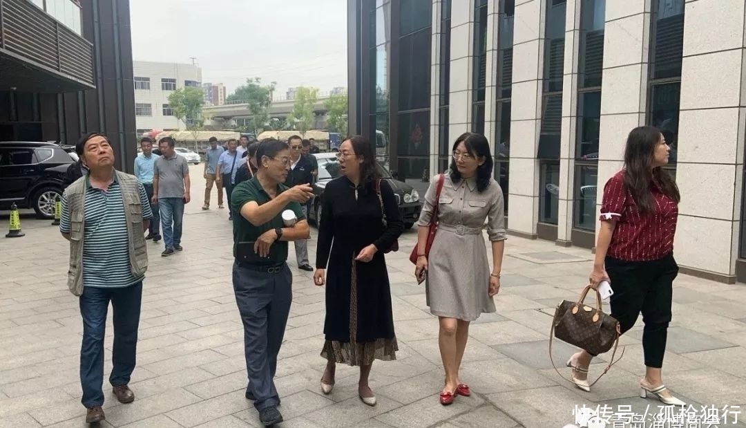 中央民企座谈会