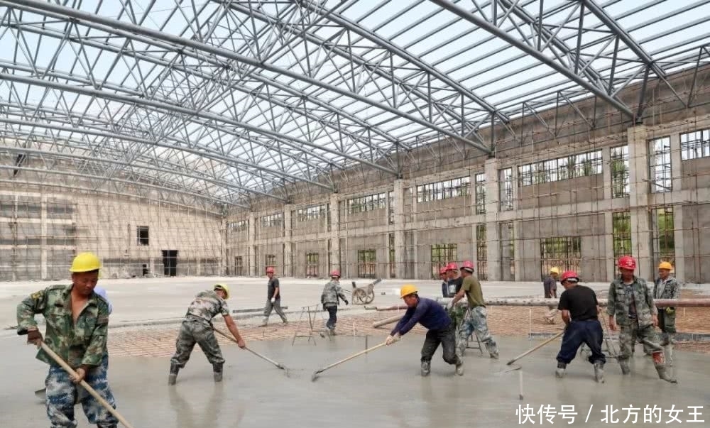 用汗水浇灌收获