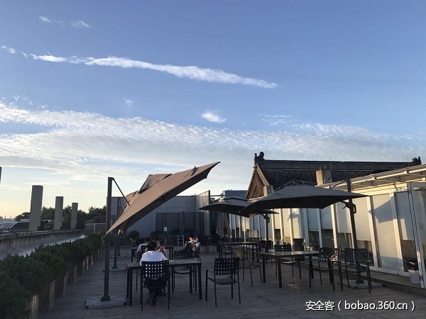 t0153941355cc0d525a.jpg http://p2.qhimg.com/t0153941355cc0d525a.jpg