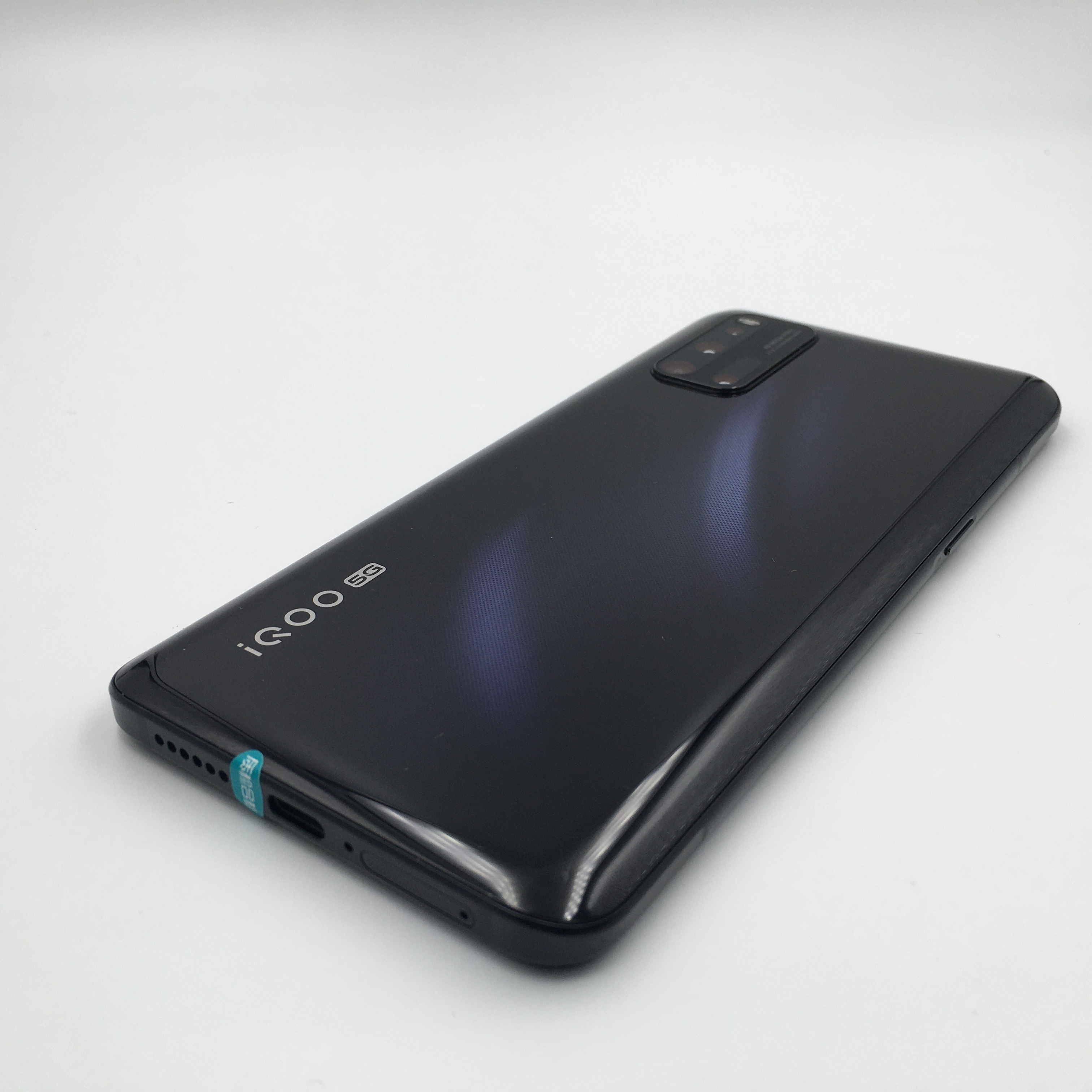 iqoo 3(5g)】5g全网通 驭影黑 6g/128g 国行 99成新 6g/128g 真机实拍